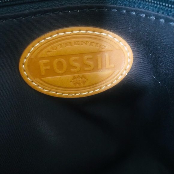 Fossil tote - Picture 7 of 13